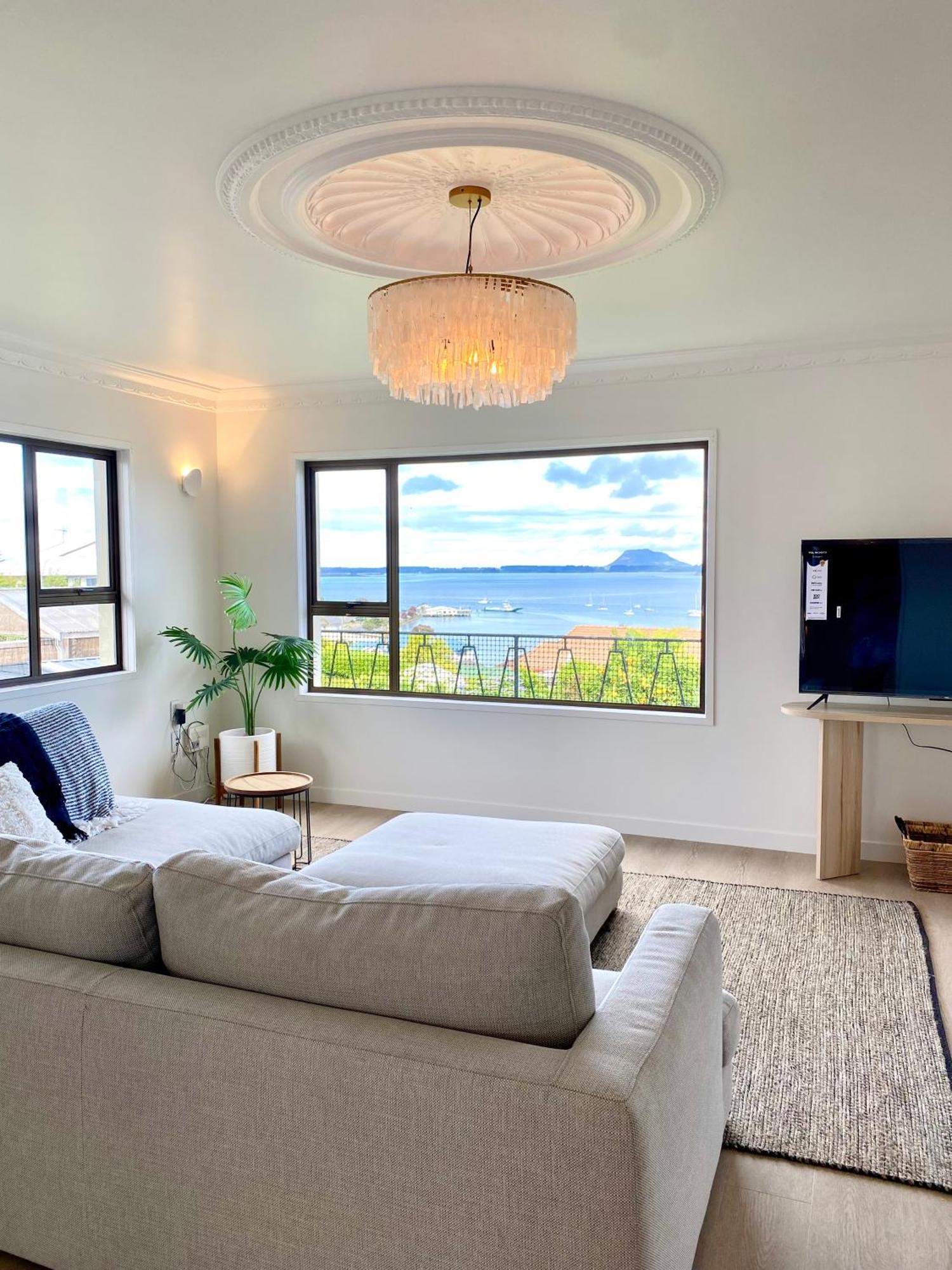 The Views - Omokoroa Villa Exterior photo